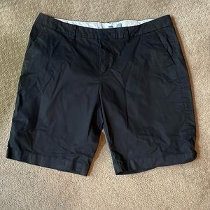 Old Navy women’s Bermuda shorts
